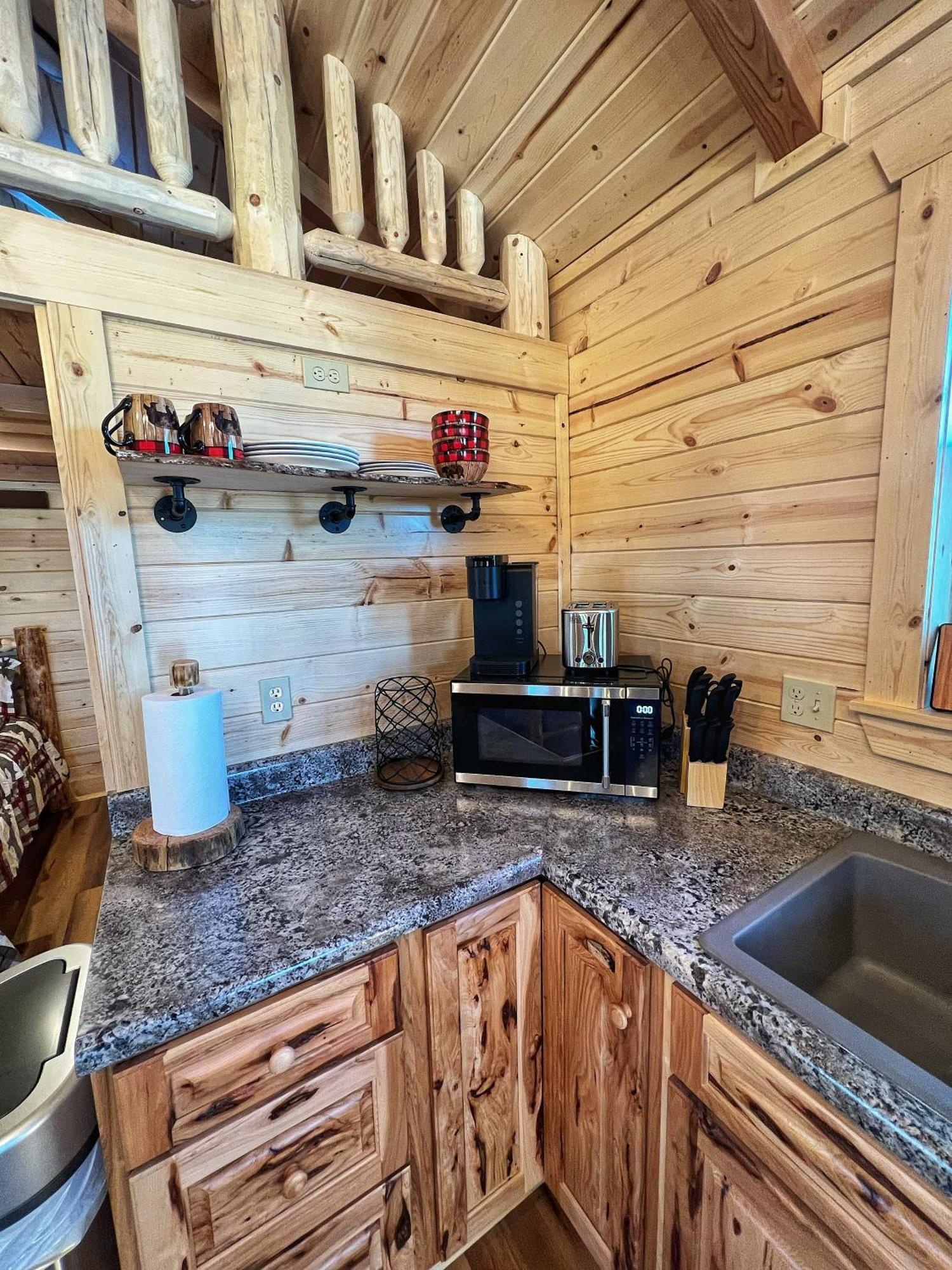 The Lodge At Devils Tower Екстер'єр фото