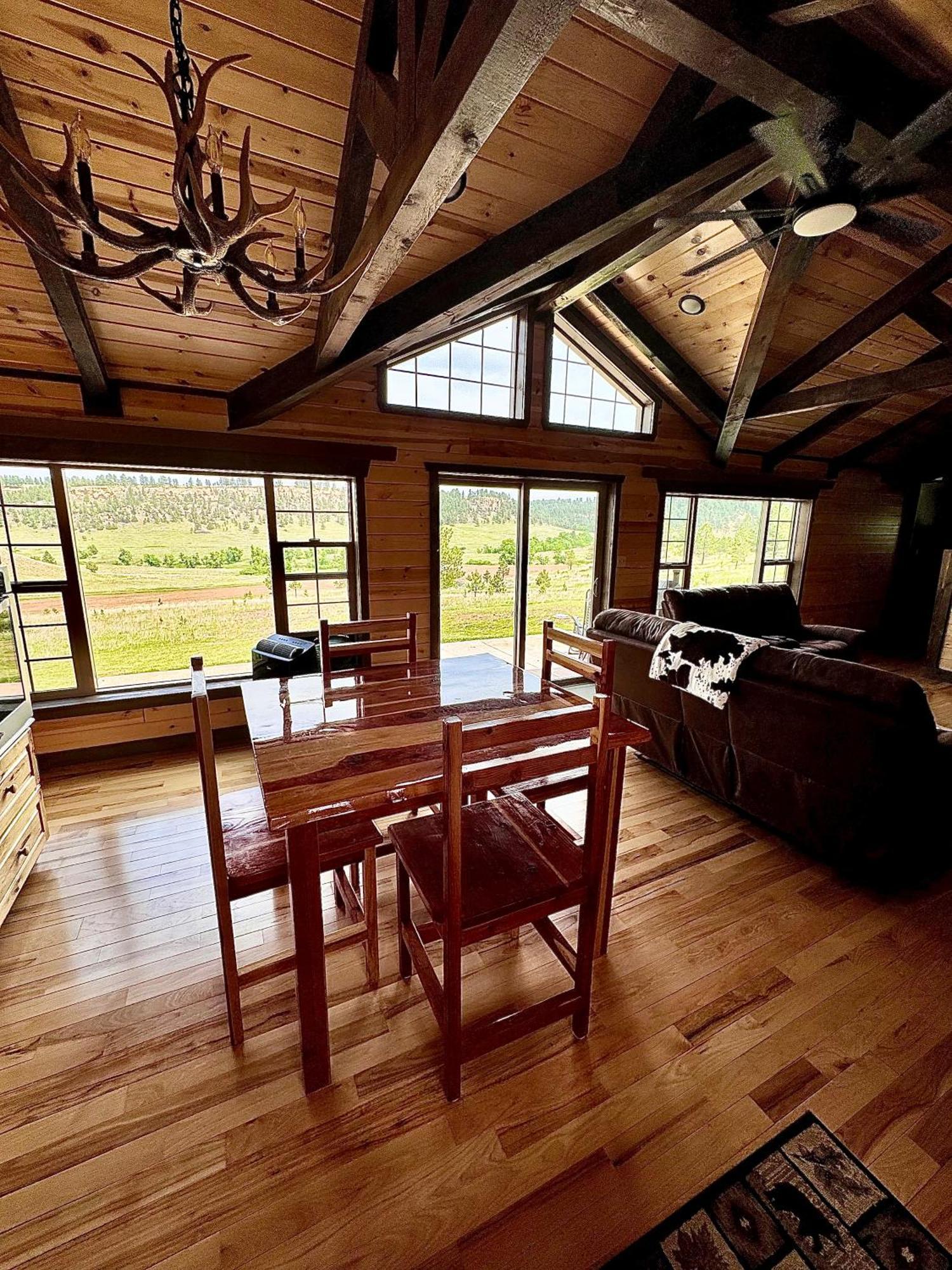 The Lodge At Devils Tower Екстер'єр фото