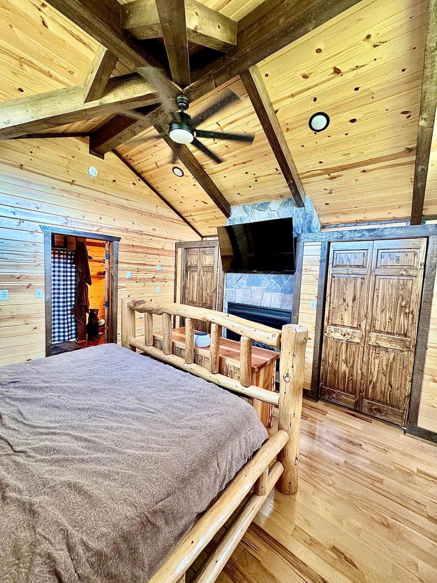 The Lodge At Devils Tower Екстер'єр фото
