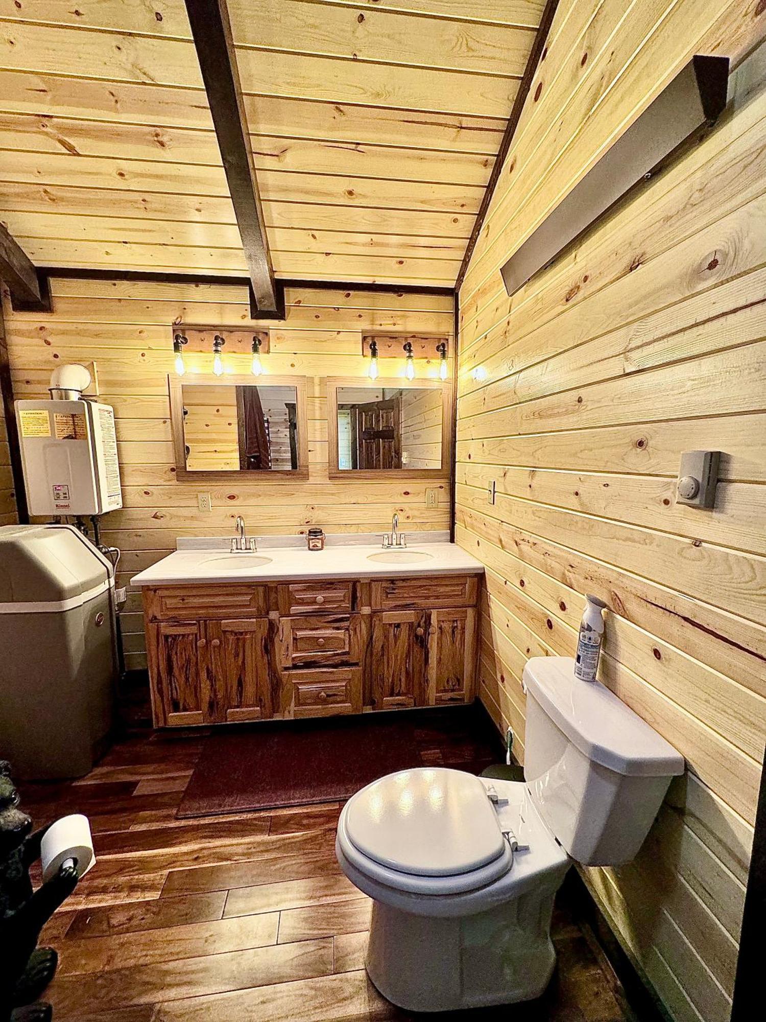 The Lodge At Devils Tower Екстер'єр фото