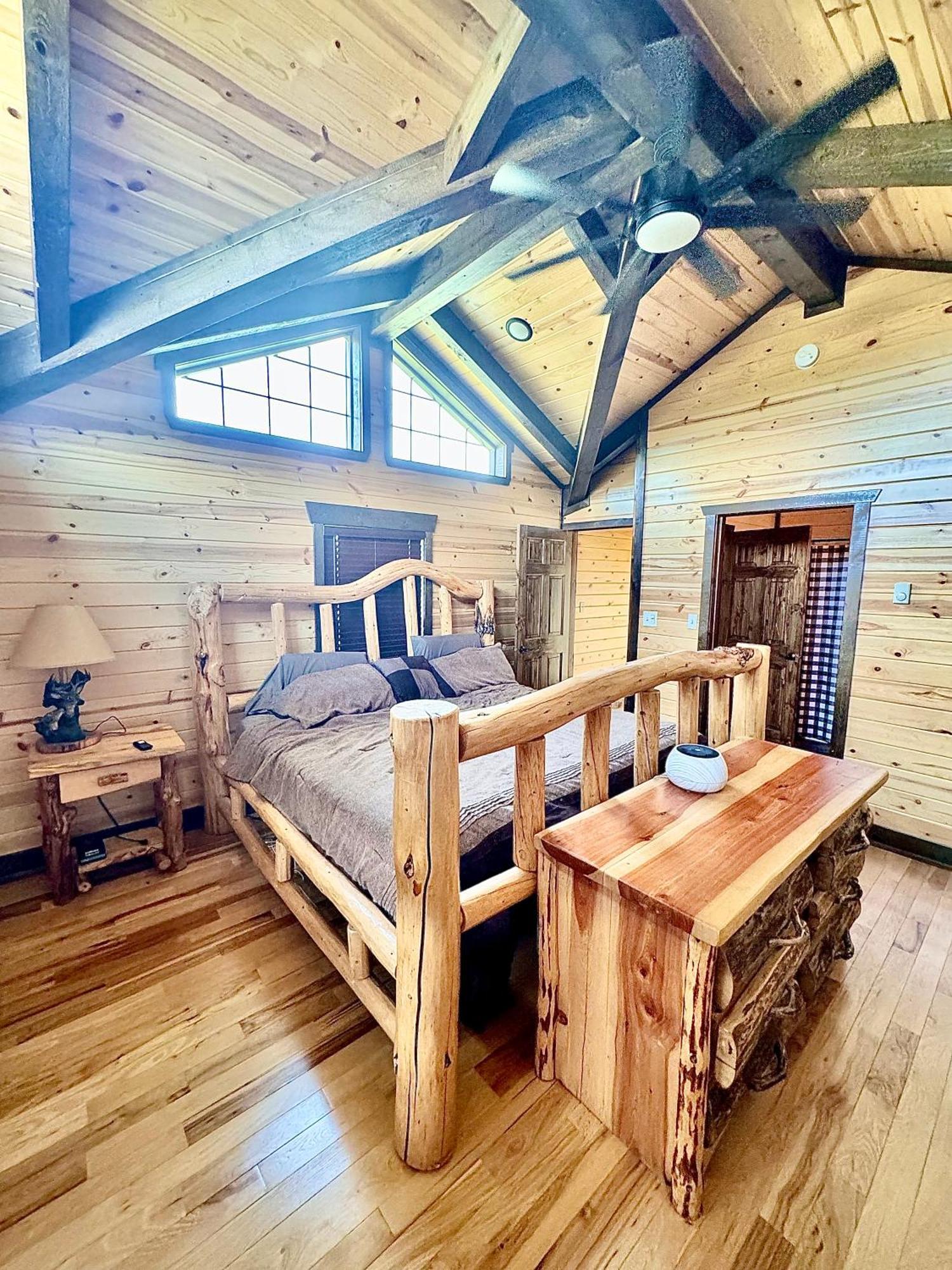 The Lodge At Devils Tower Екстер'єр фото