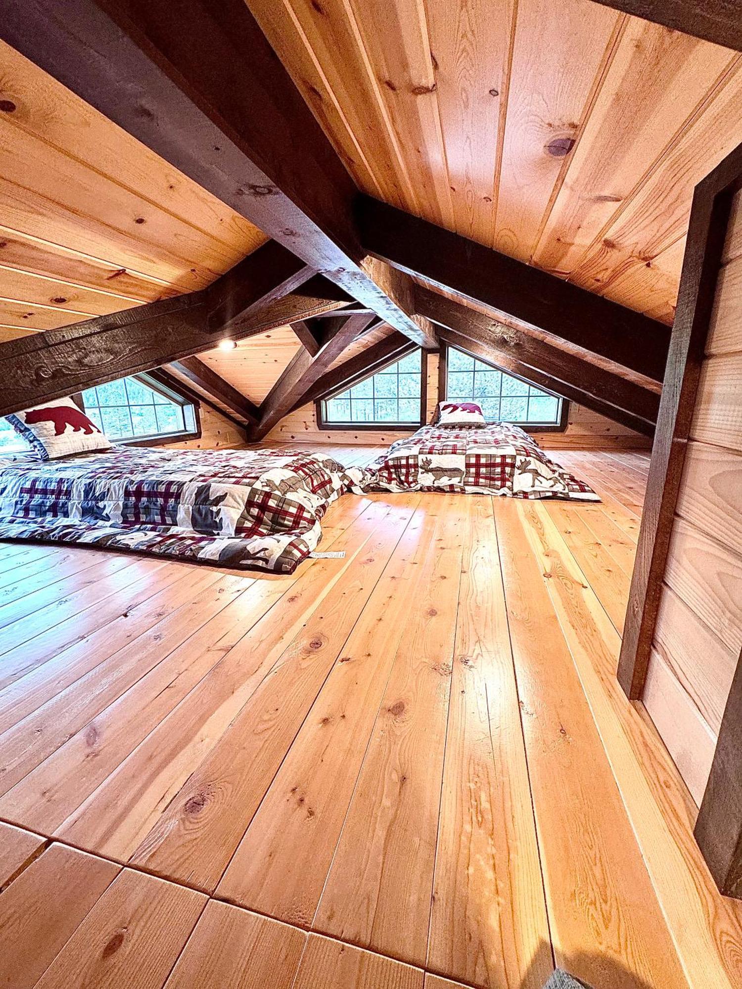 The Lodge At Devils Tower Екстер'єр фото